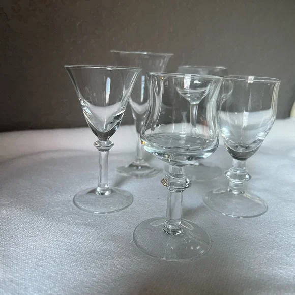 vintage Royal Bavarian Crystal cordial glasses. - Picture 9 of 12